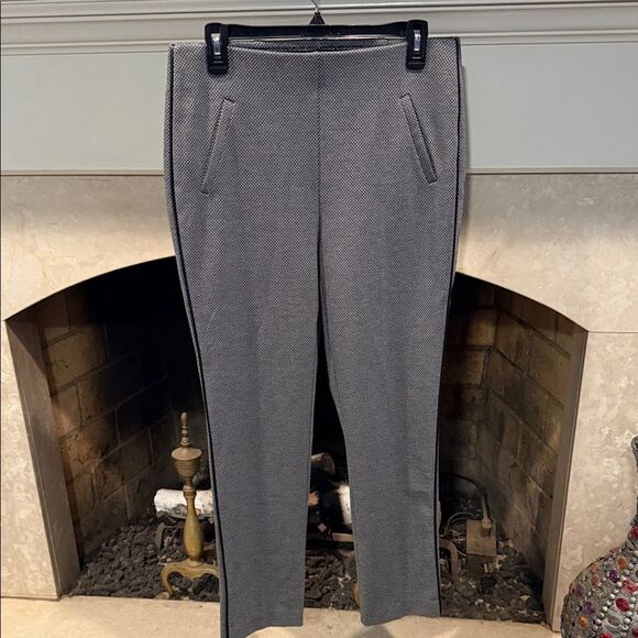 Chico's Black and Gray Dress Pants Elastic Waist size 8 - Picture 1 of 6